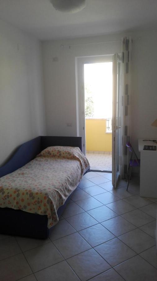 B&B Gigi' Marina di Massa Exteriör bild