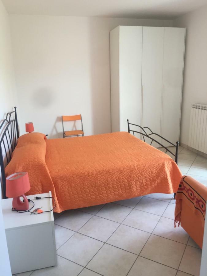 B&B Gigi' Marina di Massa Exteriör bild